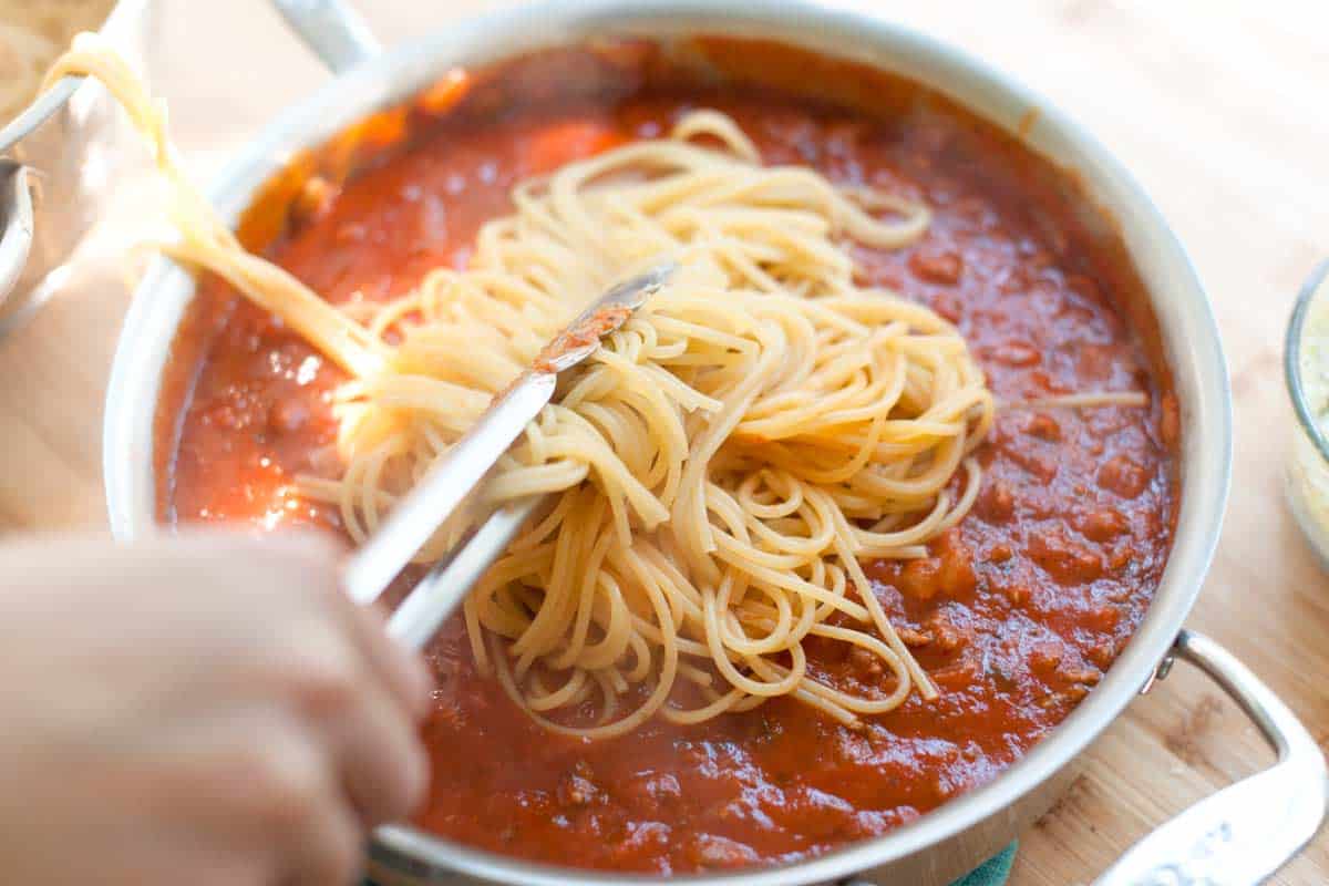 Easy Baked Spaghetti Recipe With Creamy Pesto