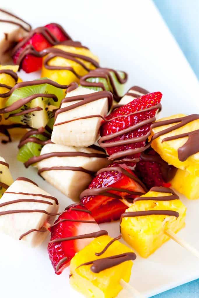 Easy Frozen Fruit Kabobs With Chocolate Drizzle 3005