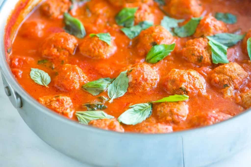 Easy Turkey Meatballs In Tomato Basil Sauce Karinokada 4672