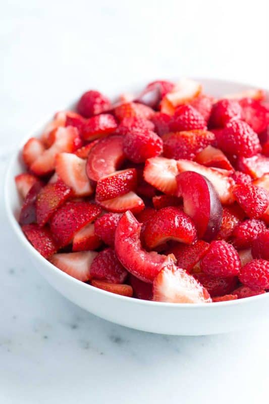 Easy Strawberry Fruit Salad Recipe