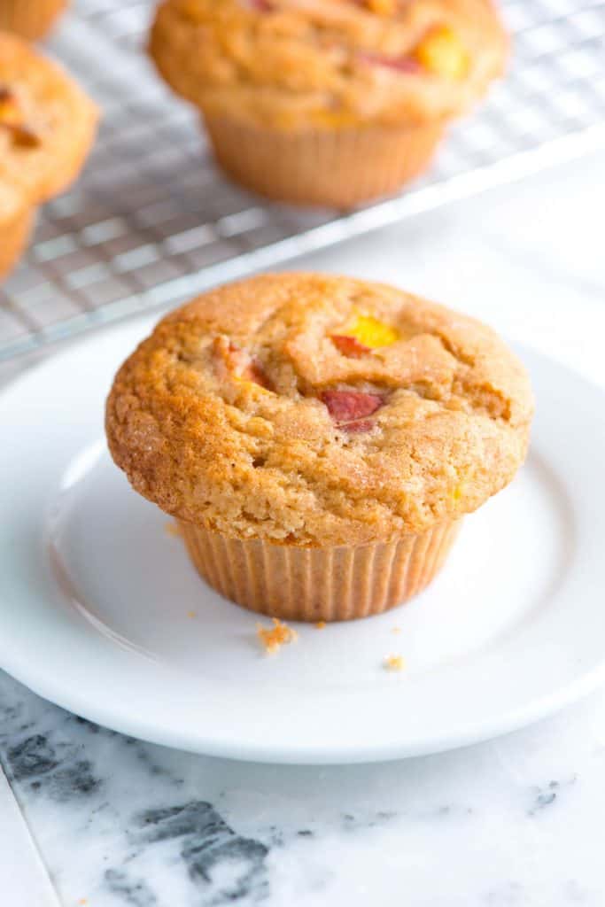 Easy Vanilla Peach Muffins Recipe