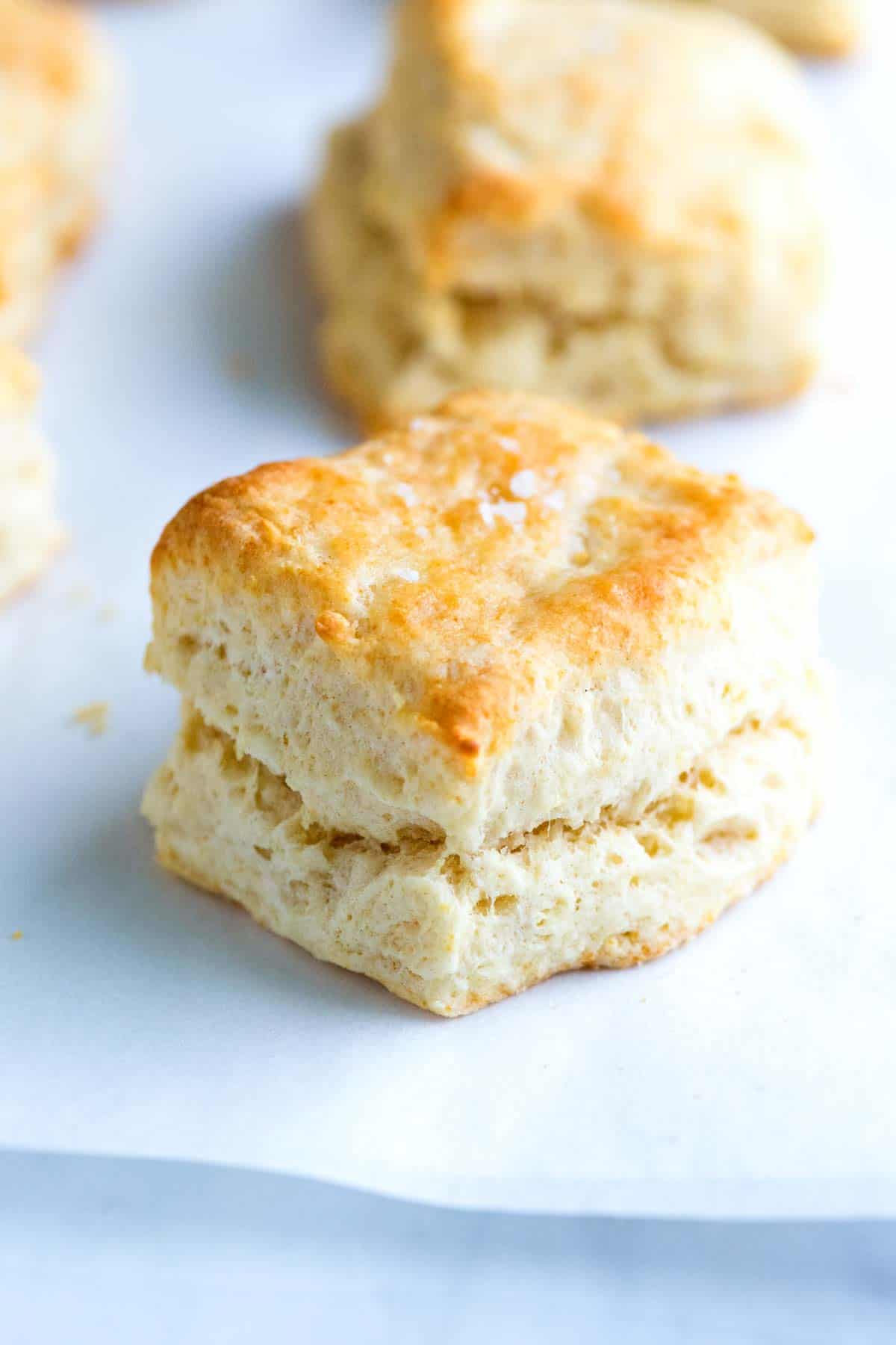 Easy Flaky Homemade Buttermilk Biscuits