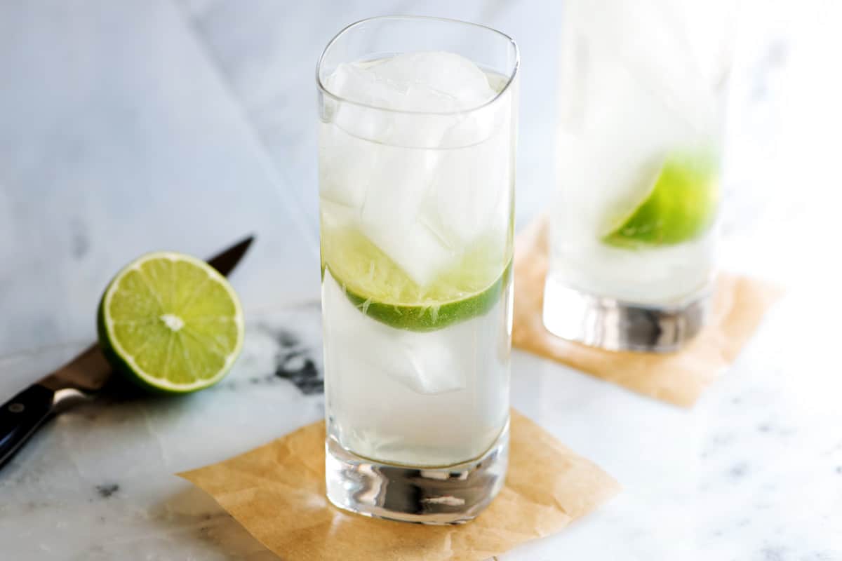 Best Moscow Mule Recipe: How to Make the Vodka, Ginger & Lime