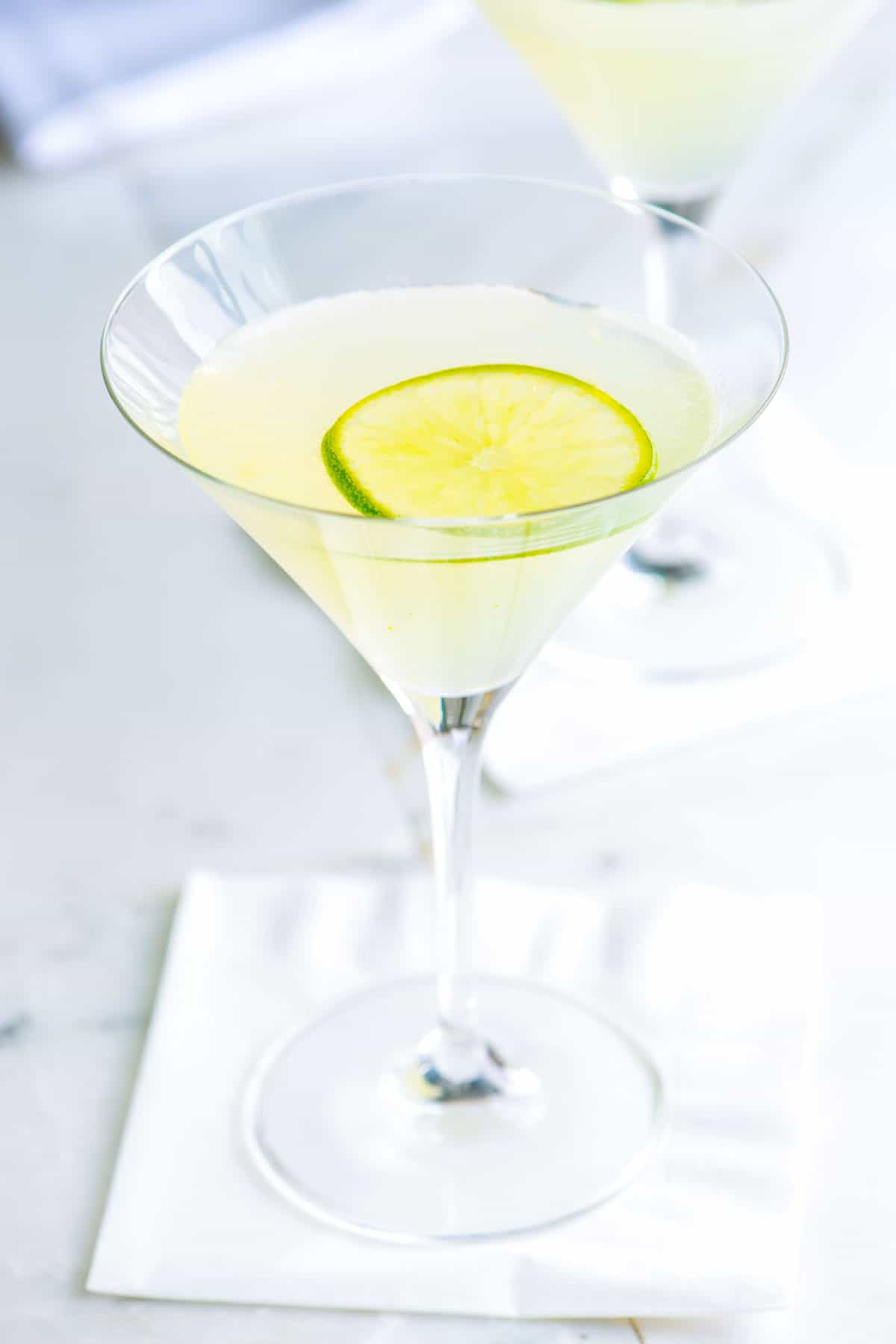 How to Make a Vodka Gimlet From Scratch
