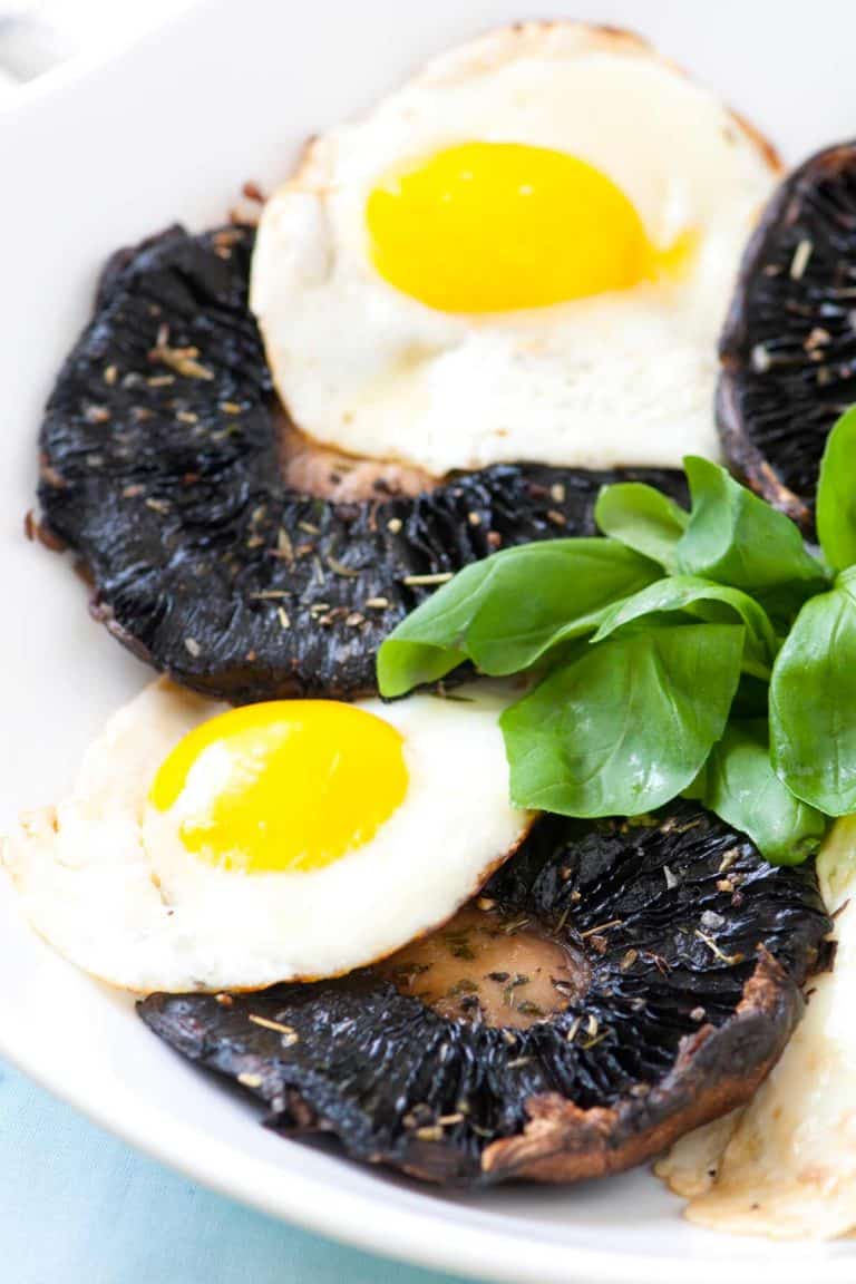 Easy Roasted Portobello Mushrooms with Eggs