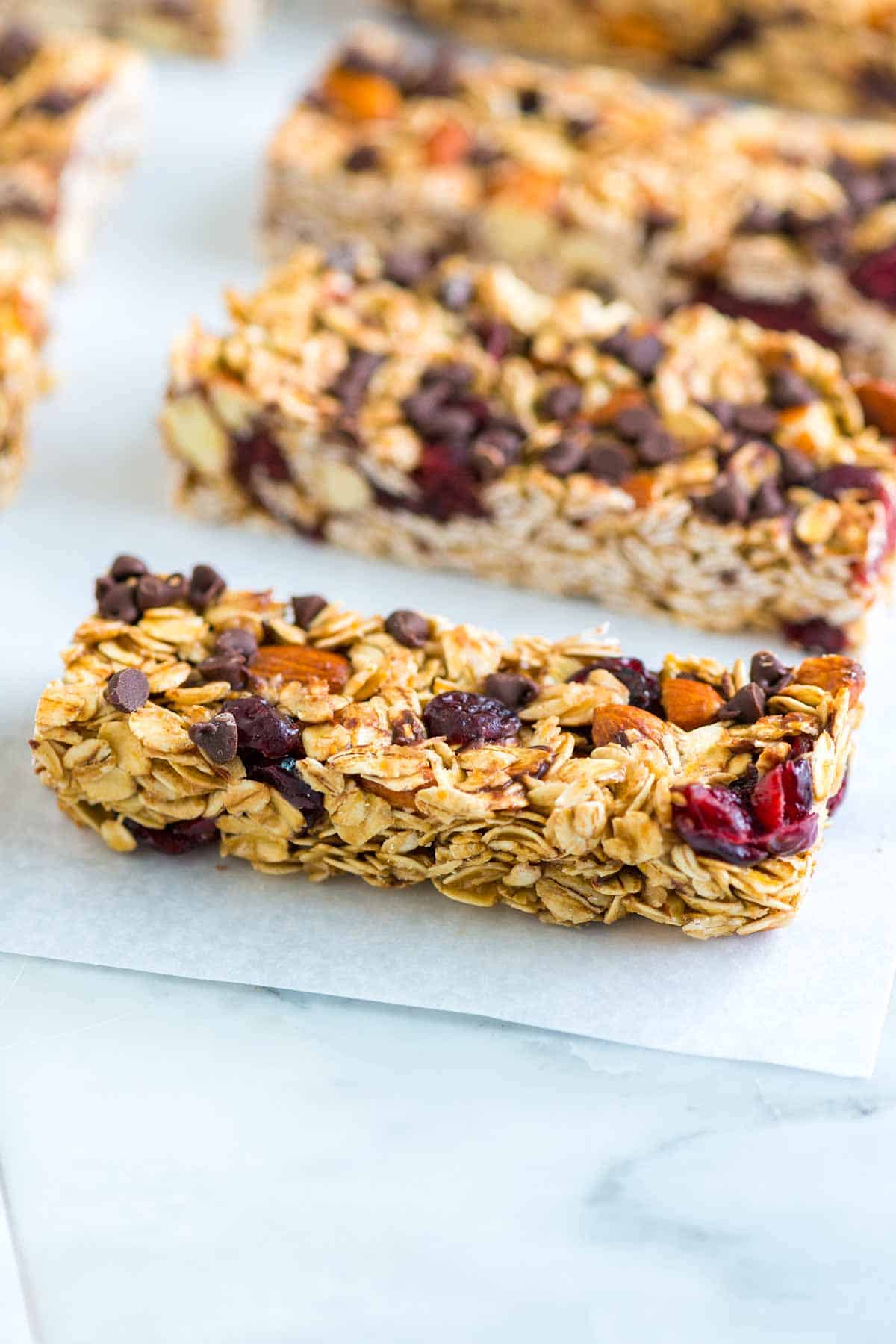 Simple, Soft and Chewy Granola Bars