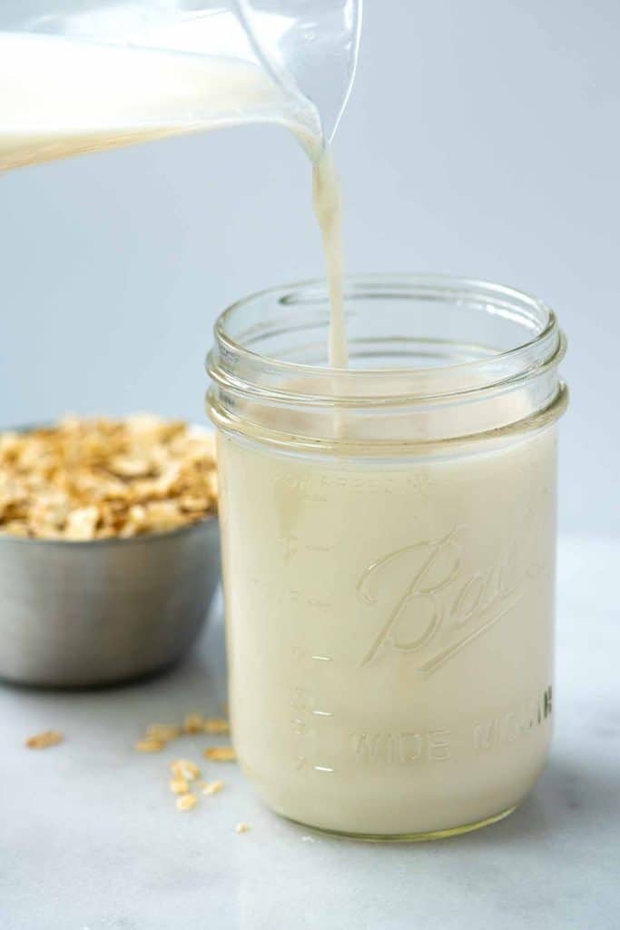 How to Make Homemade Oat Milk