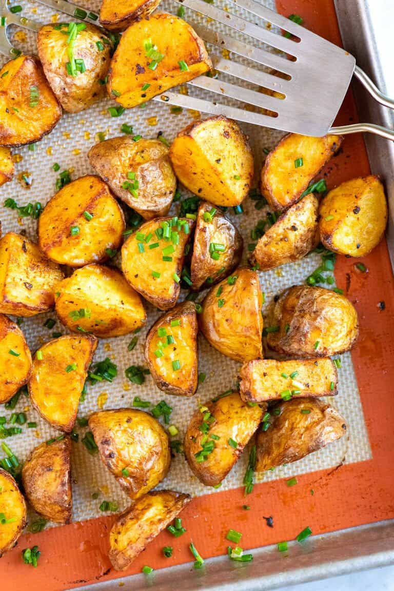 Our Favorite Crispy Roasted Potatoes Recipereservoir Com