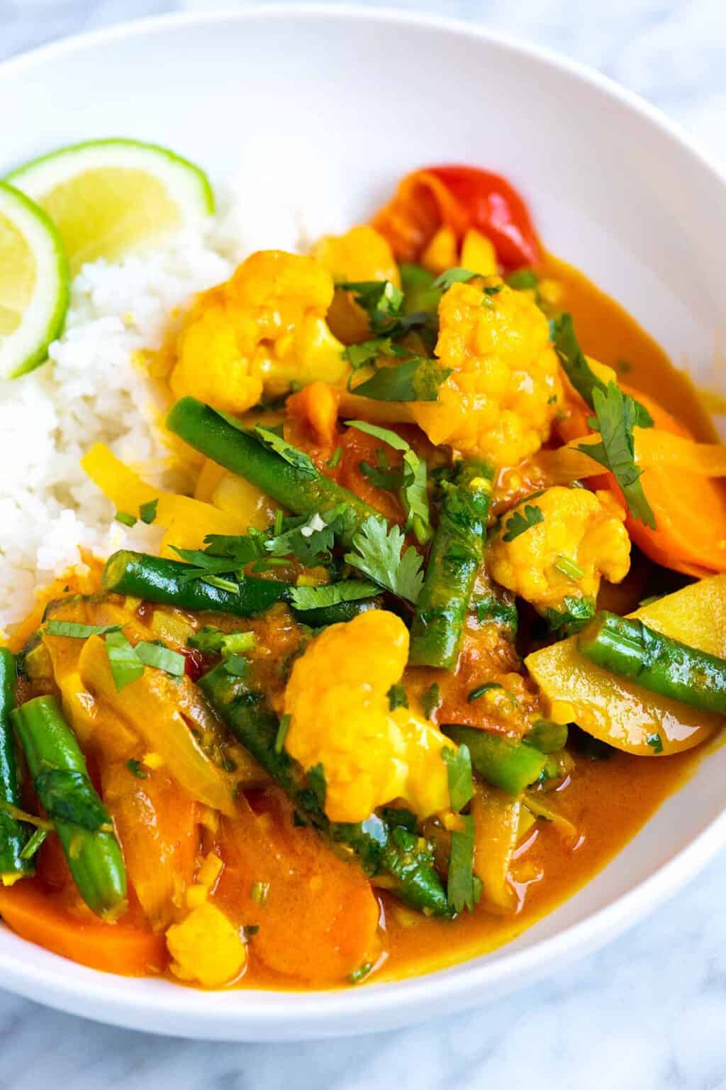 Coconut Ginger Vegetable Curry