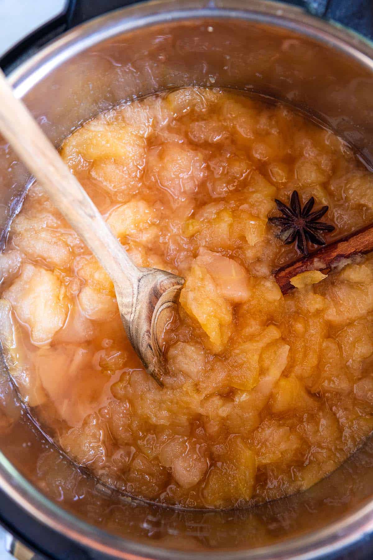 How to Make Instant Pot Applesauce