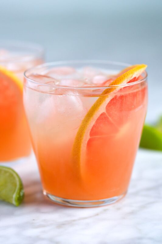 Sparkling Grapefruit Mocktail Recipe