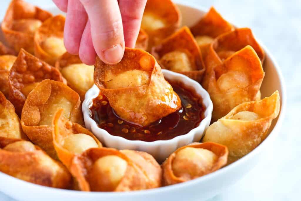 Crab Rangoon (Cream Cheese Wontons)