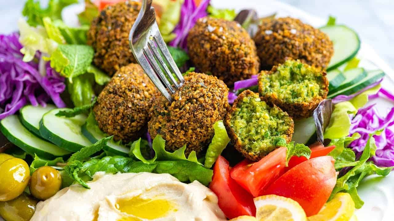 Most Delicious Falafel Recipe (Fried or Baked)