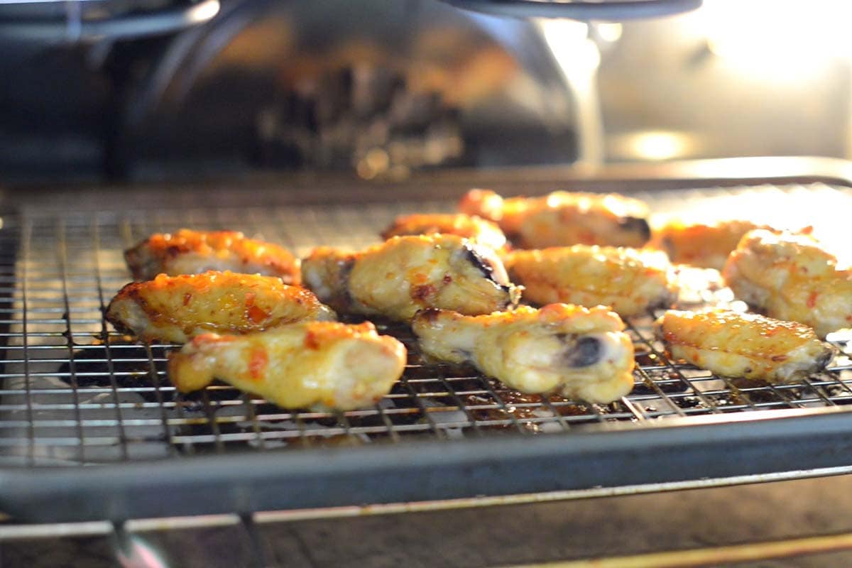 How to Make Sweet Chili Chicken Wings: Baking in the oven