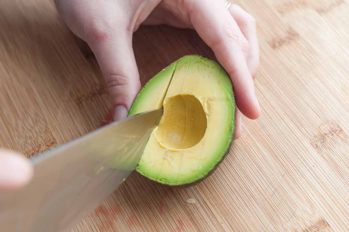 How to Cut Avocado: Making Slices