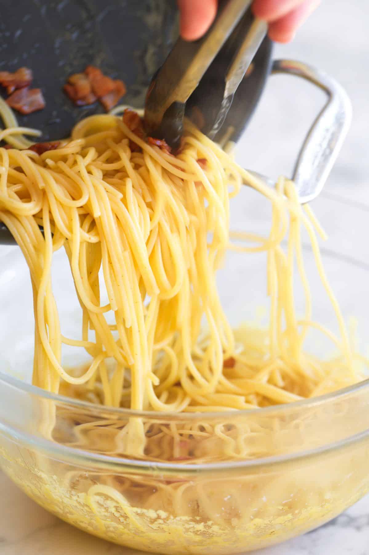 How to Make Pasta Carbonara: Making Carbonara Sauce